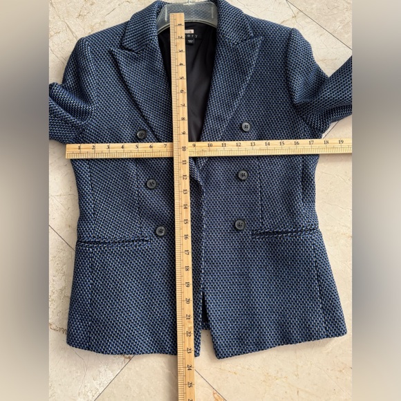 Theory Navy Textured Blazer - Picture 6 of 7